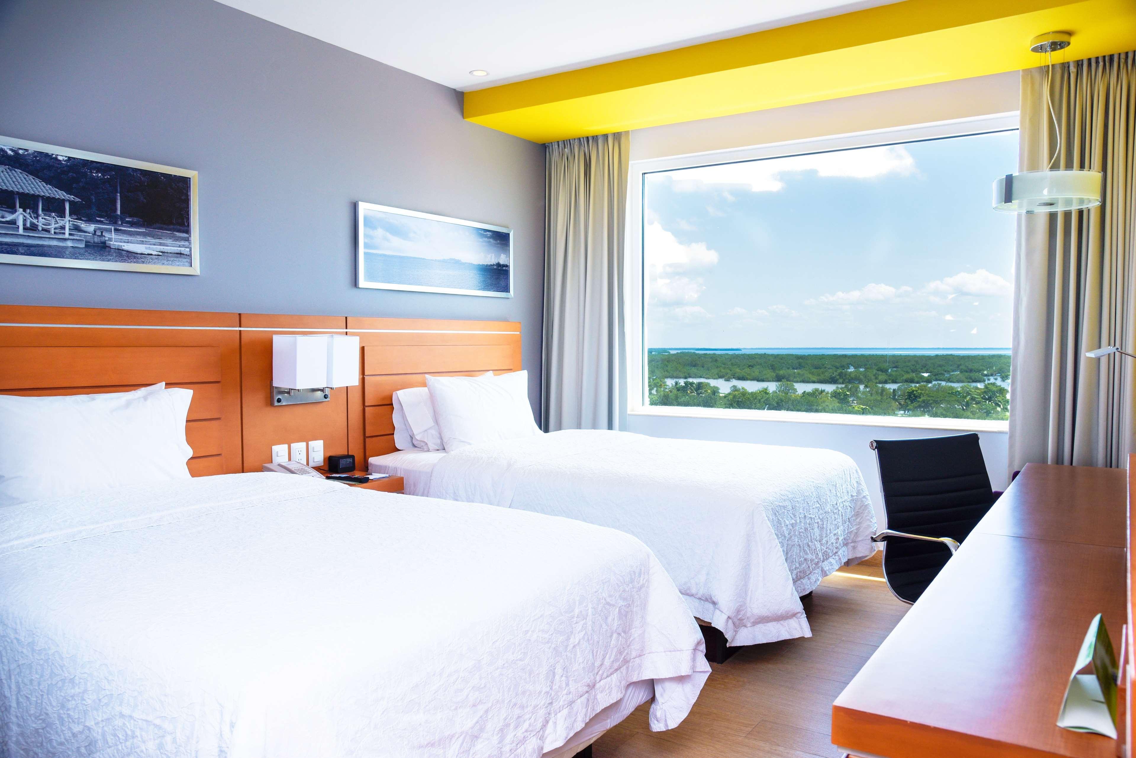 Hampton Inn & Suites By Hilton Paraíso Εξωτερικό φωτογραφία