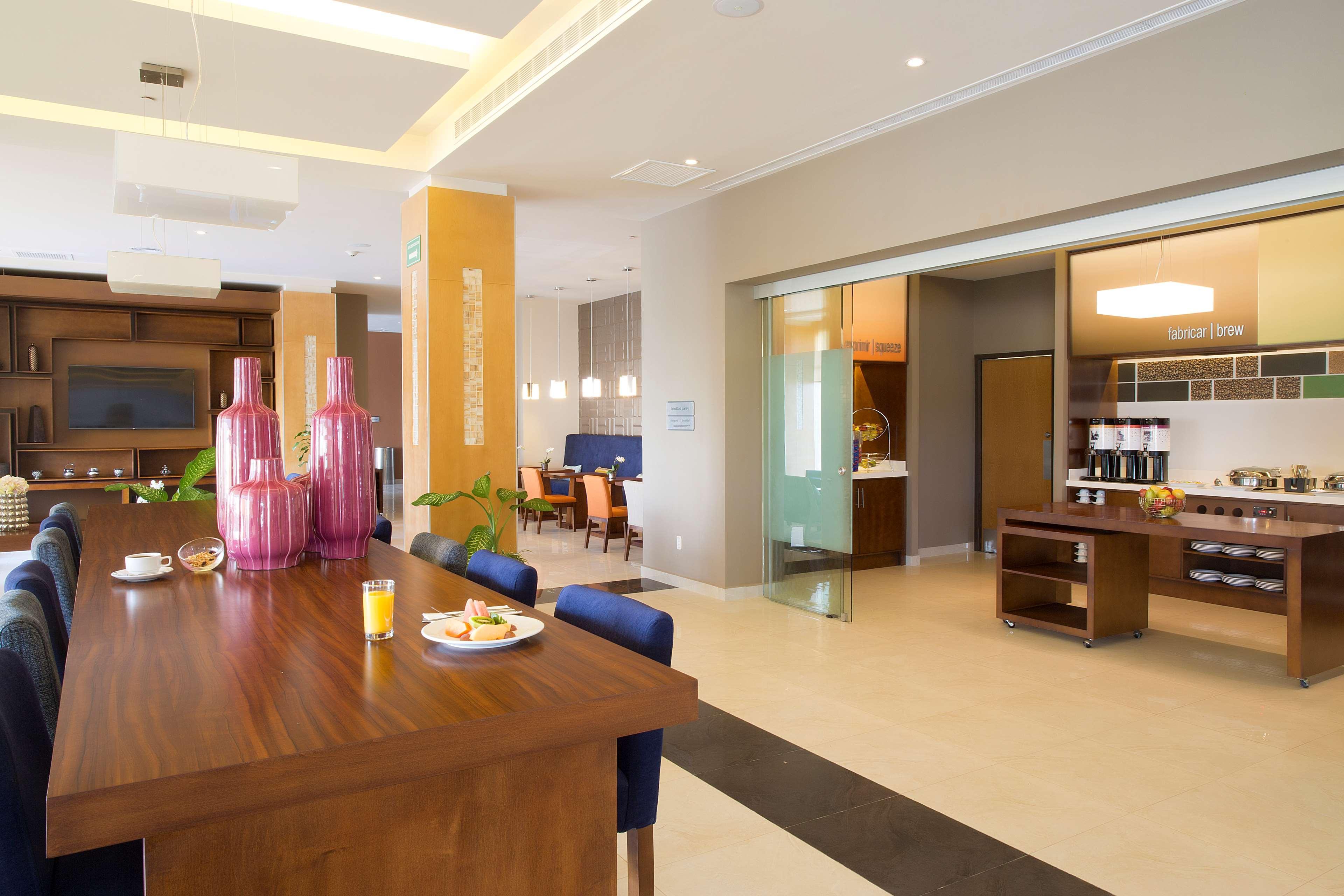 Hampton Inn & Suites By Hilton Paraíso Εξωτερικό φωτογραφία