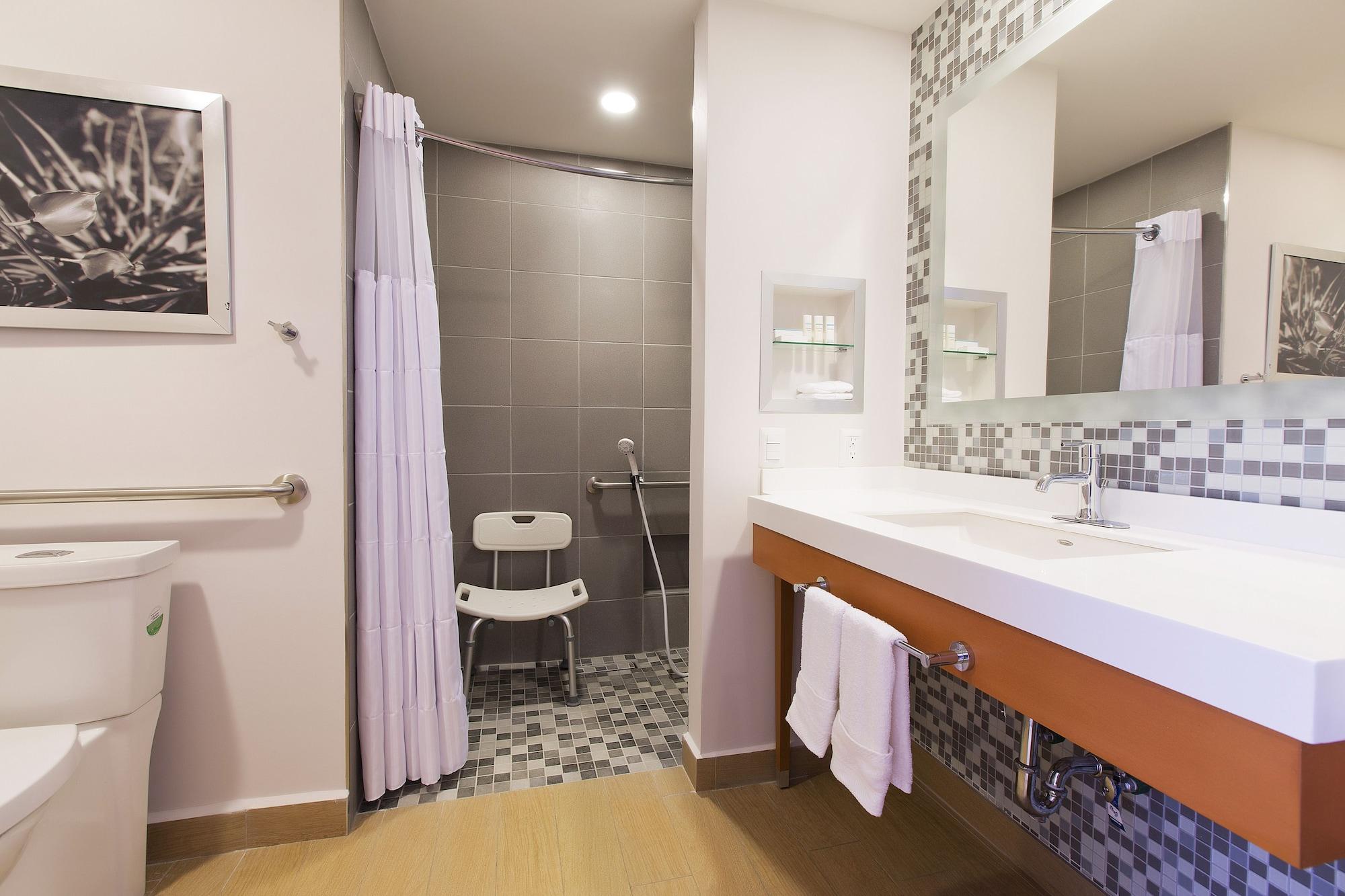 Hampton Inn & Suites By Hilton Paraíso Εξωτερικό φωτογραφία