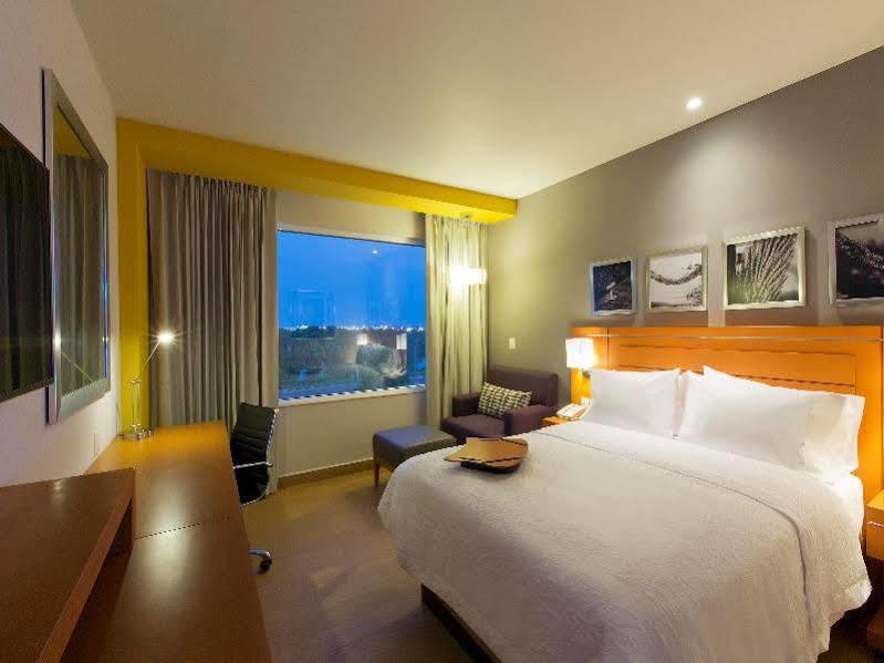 Hampton Inn & Suites By Hilton Paraíso Εξωτερικό φωτογραφία