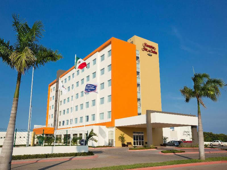 Hampton Inn & Suites By Hilton Paraíso Εξωτερικό φωτογραφία
